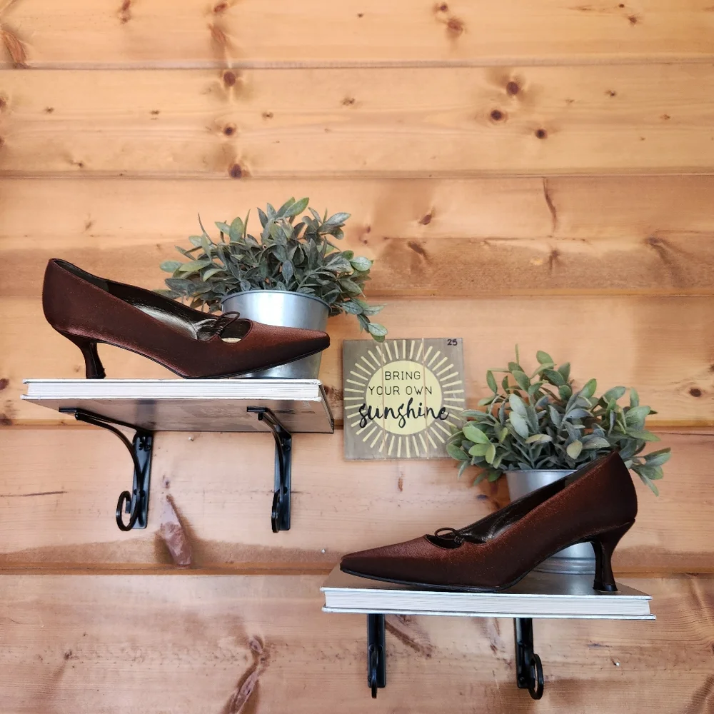 Stuart Weitzman Glooporto Copper Brown Silk Leather Evening Pump Heel Shoe Sz 6B